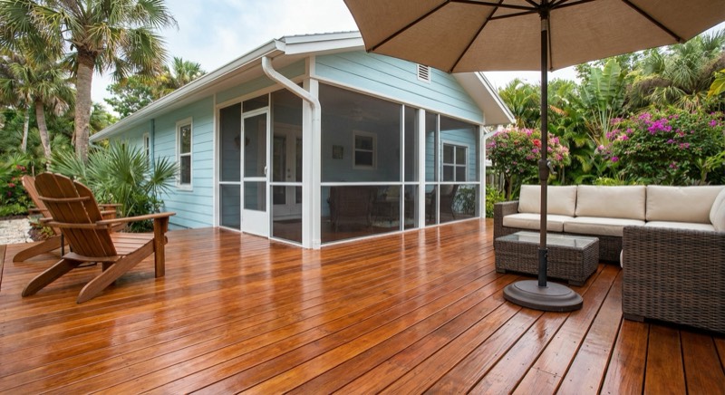 Deck and porch staining services